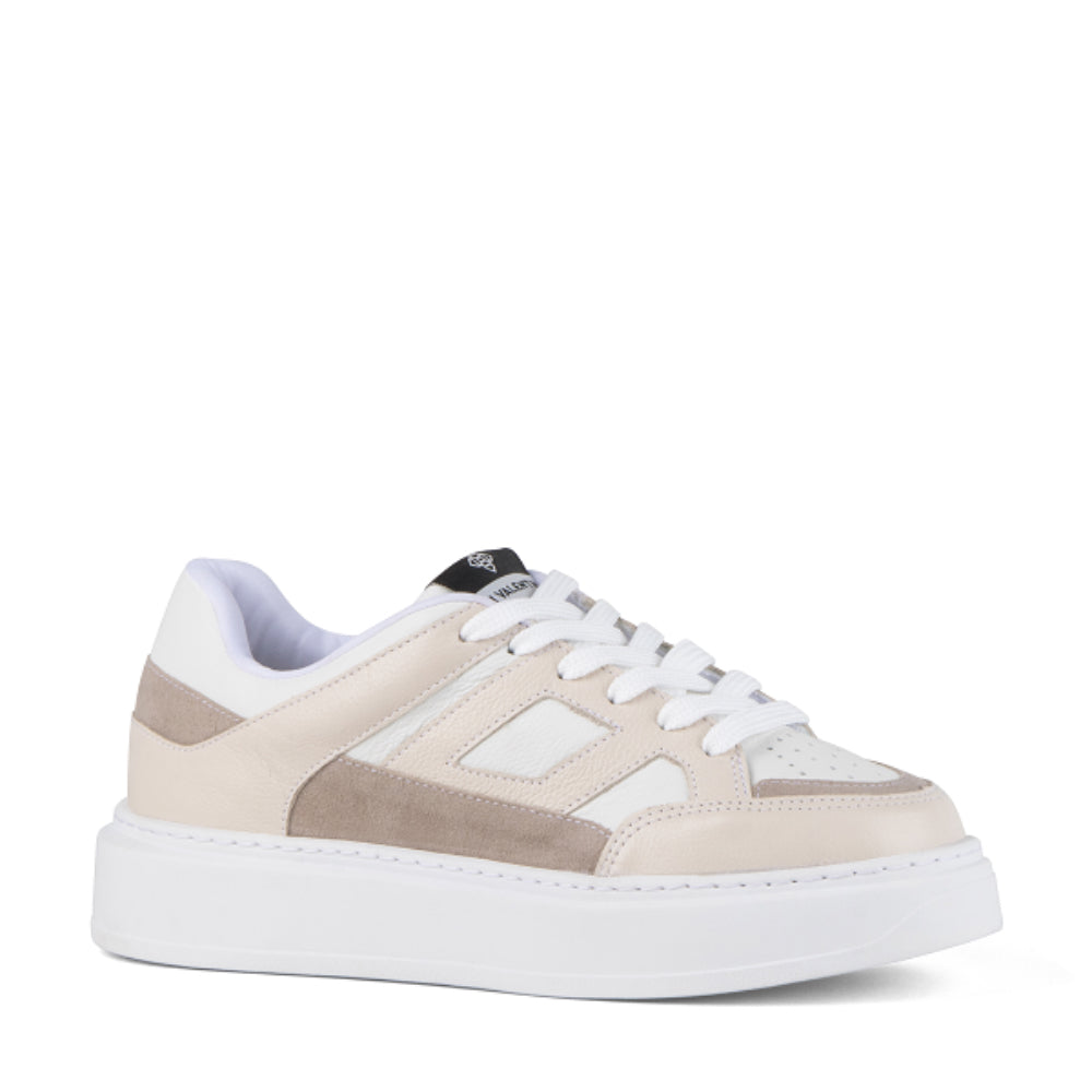Tenis